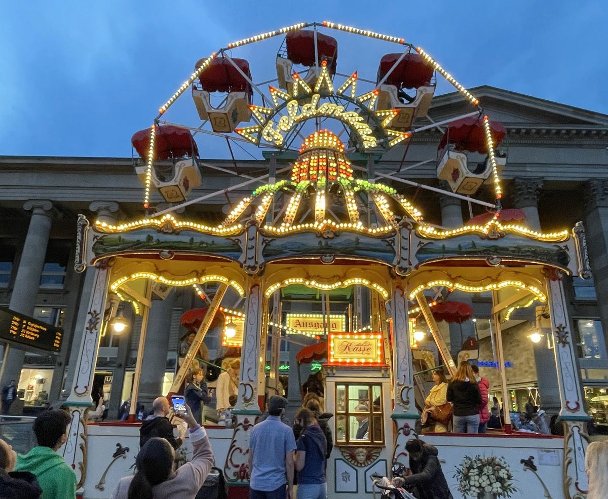 Historisches Volksfest Das Historische Volksfest steht vor dem